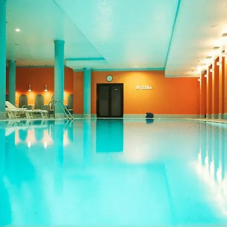 City Holiday & Spa