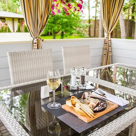 City Holiday & Spa Hotel